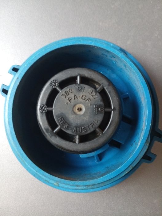 Крышка розшерительного бачка Шкода октавиа а5