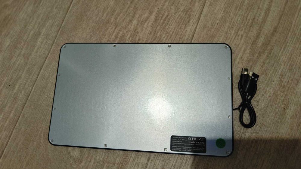 Бездротова з підсвіткою клавіатура