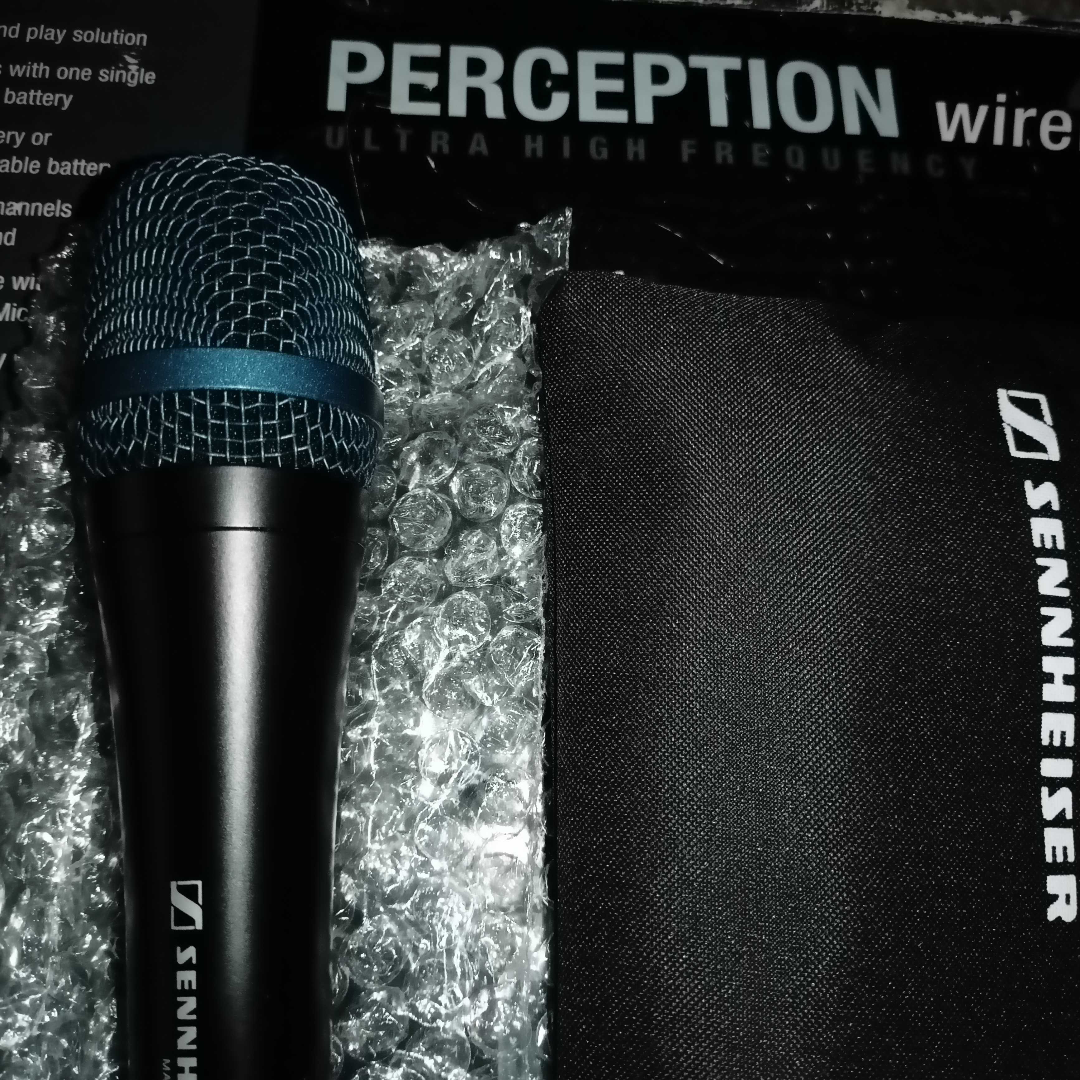 Mikrofon Sennheiser E 945 - z etui, mikrofon i uchwyt - stan BDB