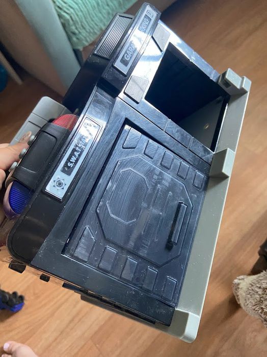 Поліцейський гараж-дільниця