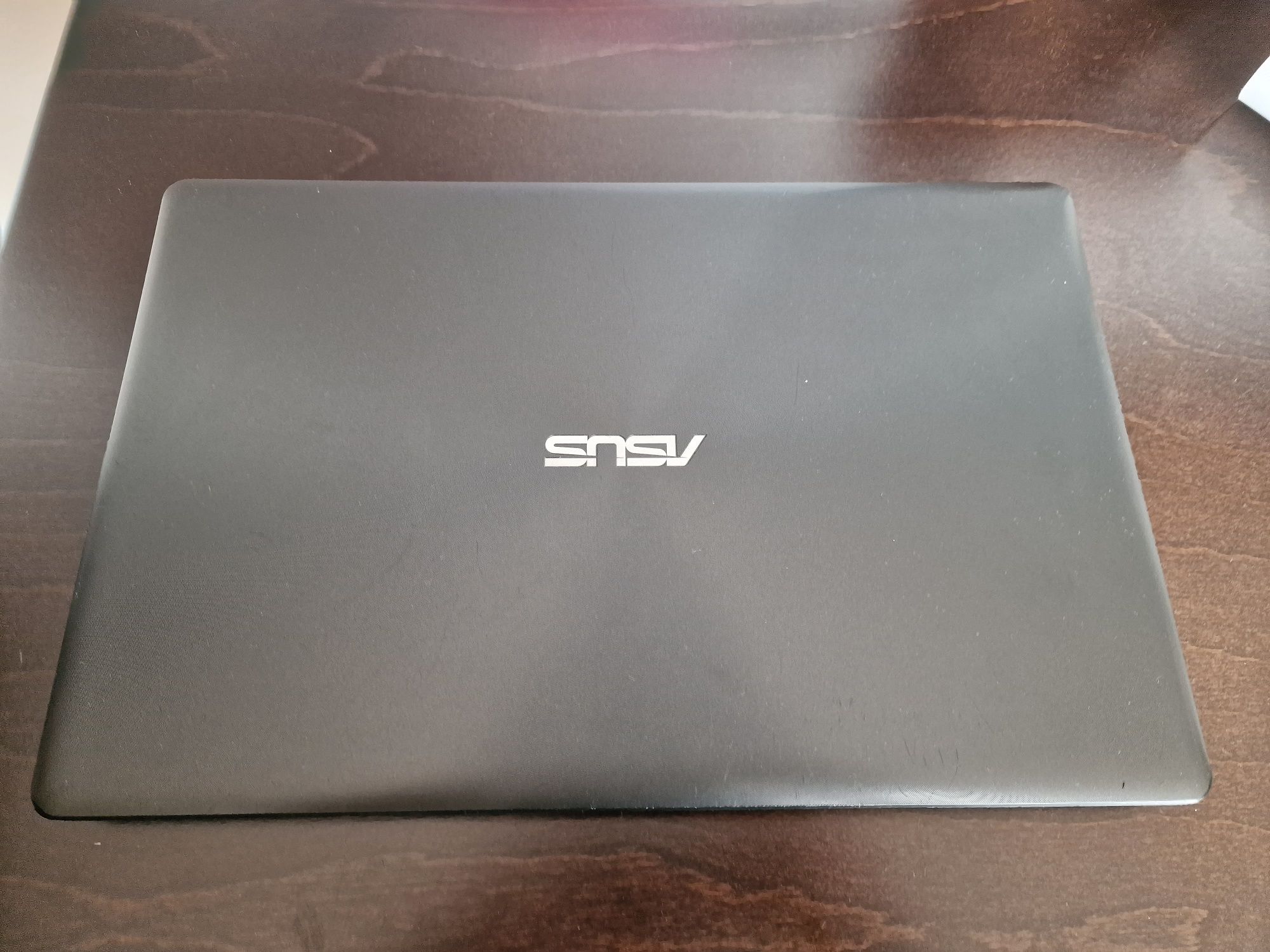 Asus x550c core i3, 256 ssd zamienię na tablet