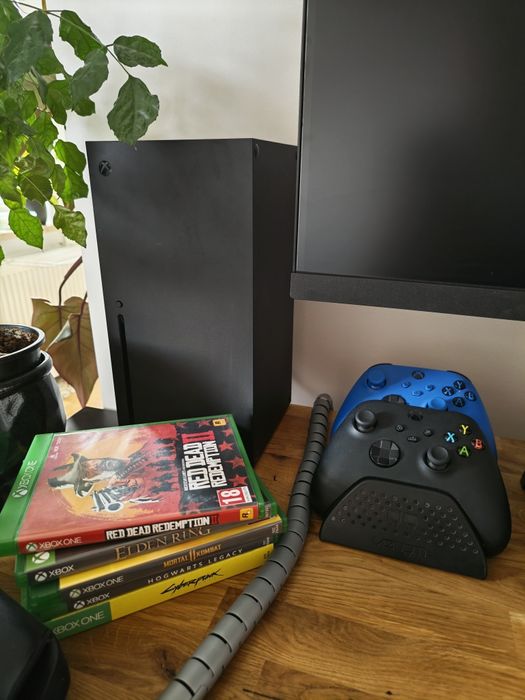 Xbox series X 2 pady stacja ładująca 5 gier