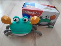 Zabawka interaktywna, elektroniczna,  biegający krab