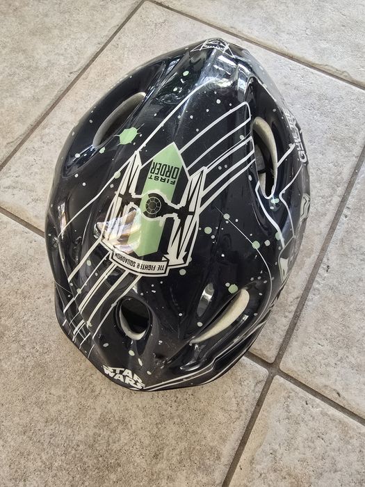 Nowy kask rowerowy