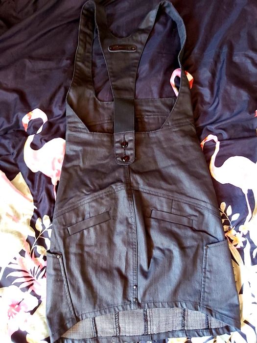 Spódniczka spódnica na szelkach woskowana czarna jeansowa r. 25 XS S