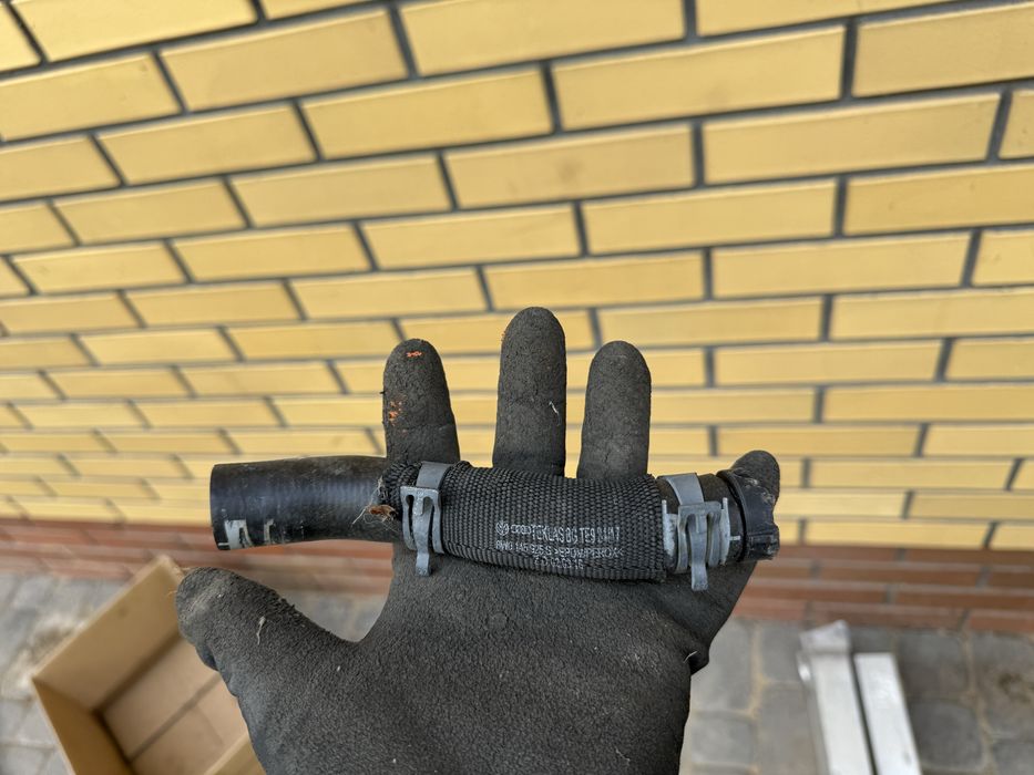 Audi A4 B9 A5 F5 przewód wody rurka wody oryginał