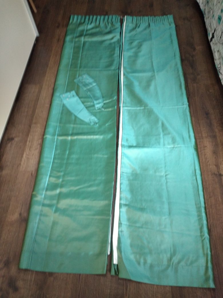 Zasłony na taśmie 2 sztuki 170 cm szerokość x 190 cm wysokość