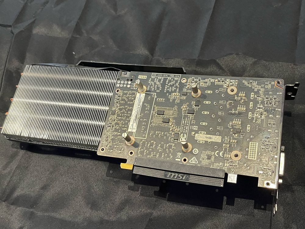 zotac geforce gtx 1060 6GB GDDR5 + ARCTIC