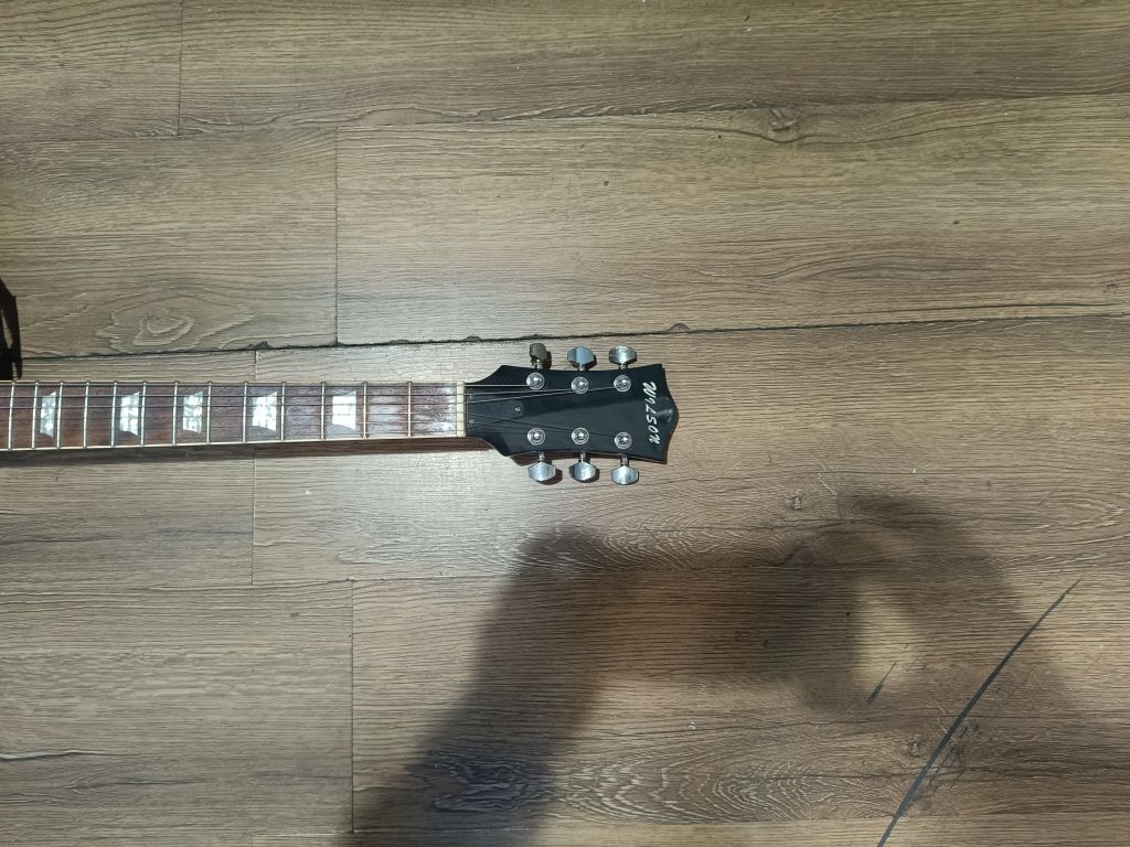 Zestaw gitara Wilson że wzmacniaczem