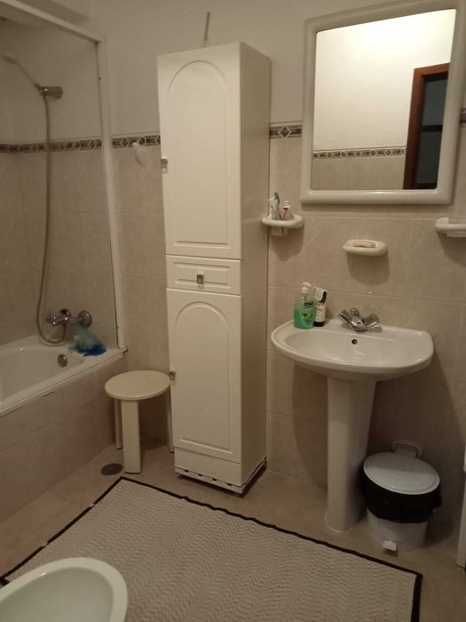 Arrendo moradia  em evora