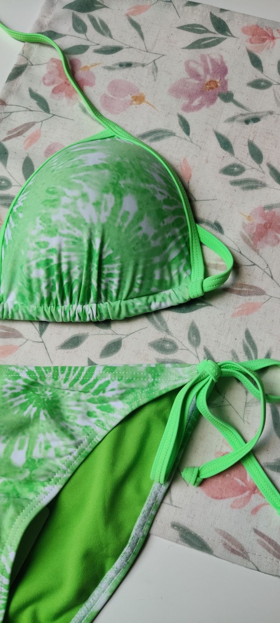 Nowe wiązane bikini rozm L