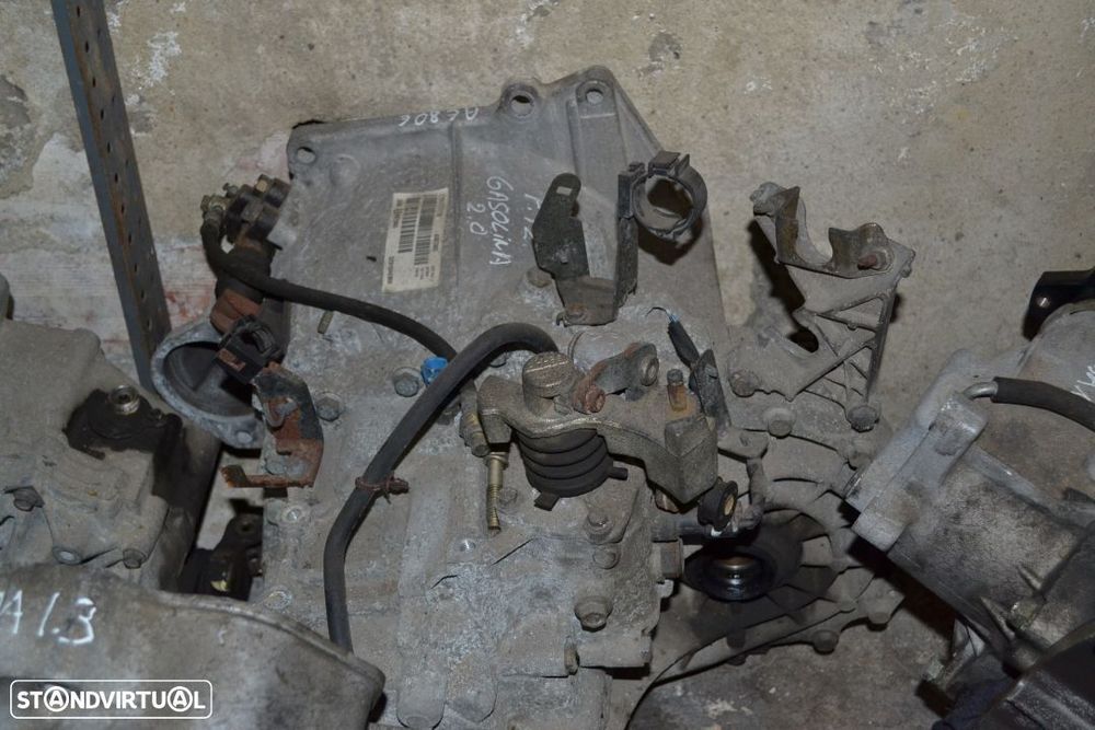 Caixa de Velocidades Nissan P12