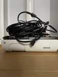 EPSON EMP-X52 projektor wraz z uchytem sufitowym