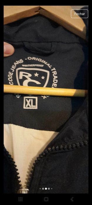 Colete com bolsos forrado