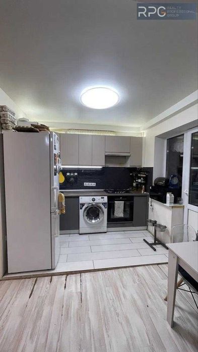 Продам 1-к квартиру, навпроти ТРЦ РЕСПУБЛІКА, вул. Василя Касіяна, 10