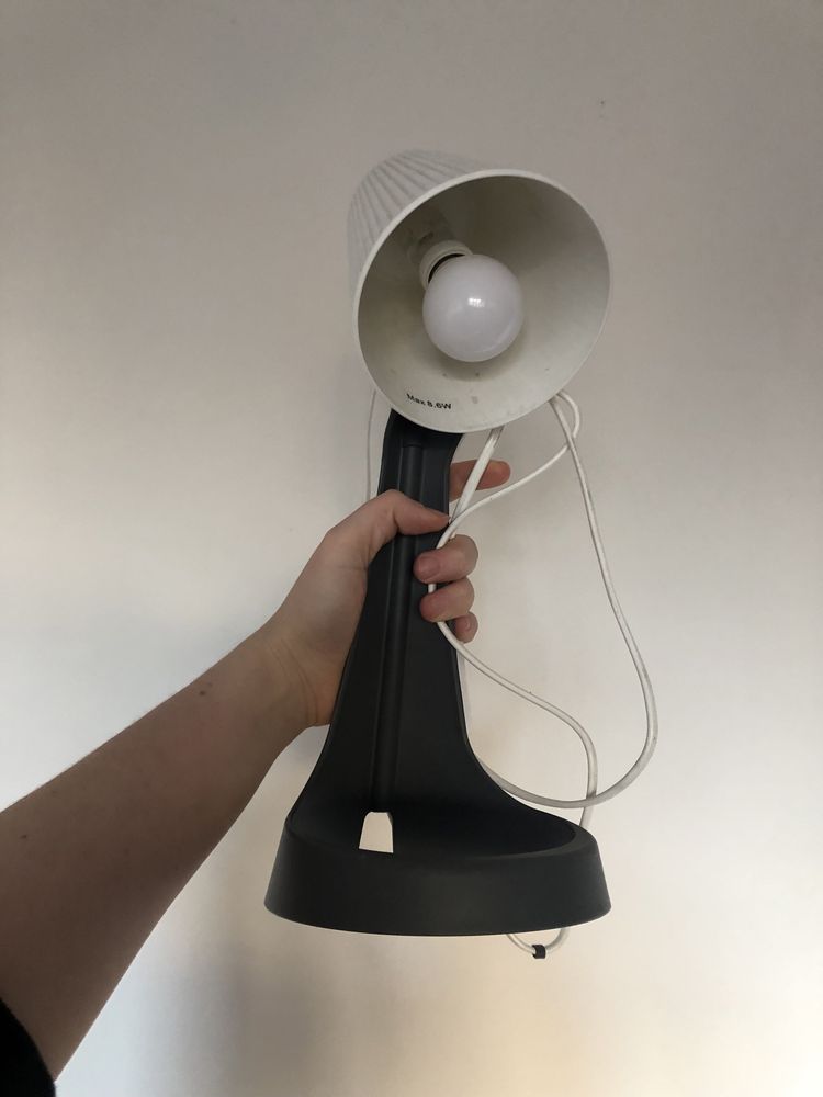 Ikea Svallet lampka biurkowa lampa recykling