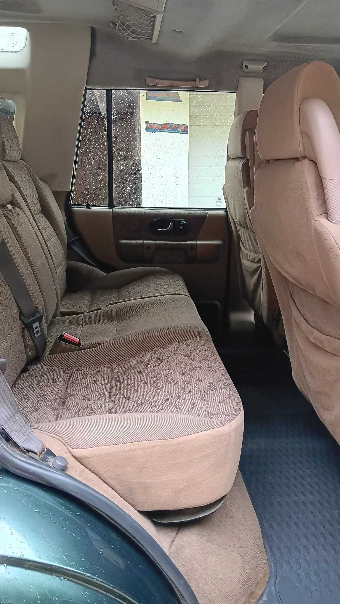 Land Rover Discovery impecável