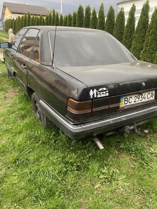 Ауді 100 с3 сигара 1.8 бензин - газ