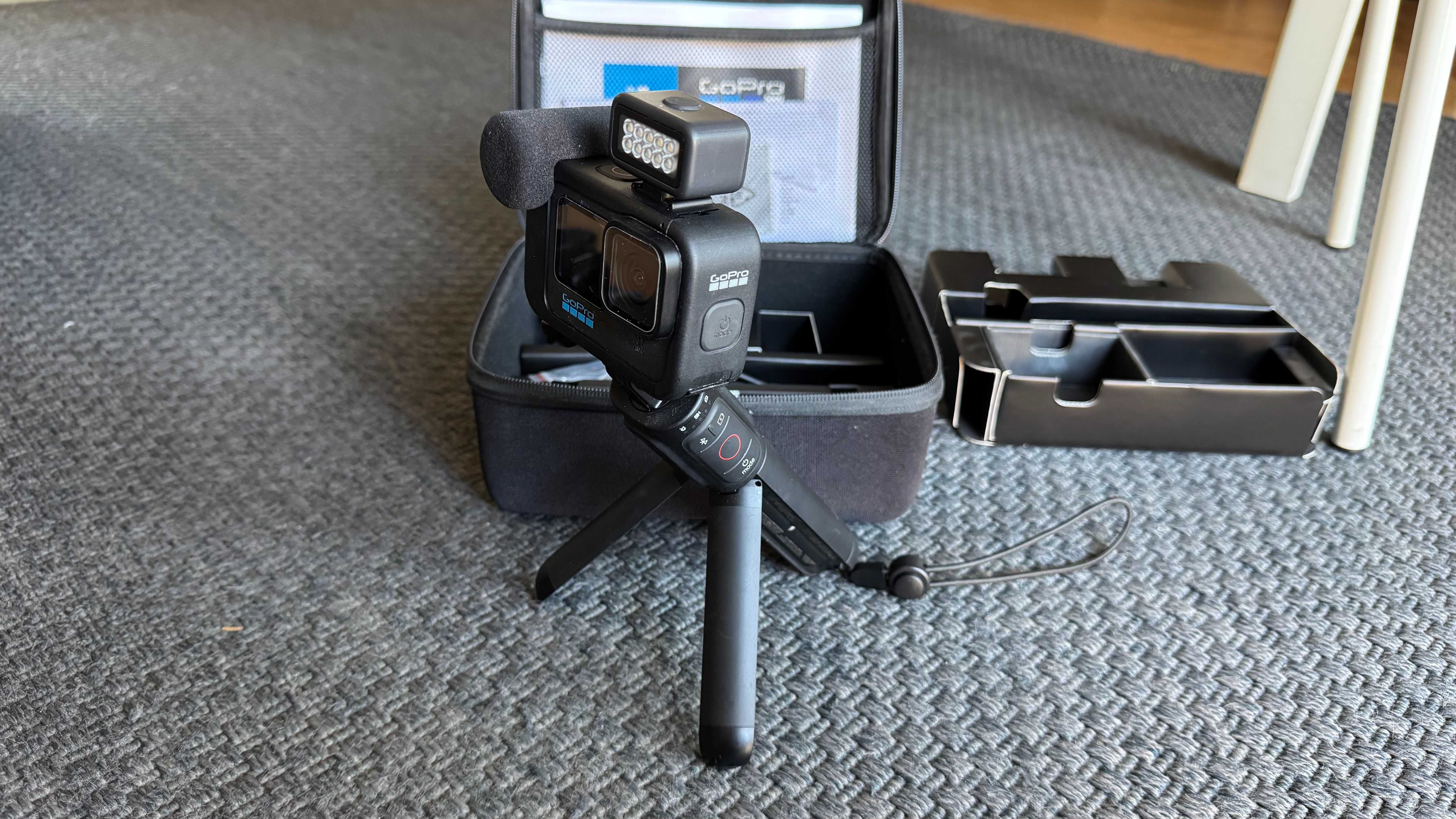 GoPro Hero11 Creator Combo – Kit completo para vlogs e viagens!