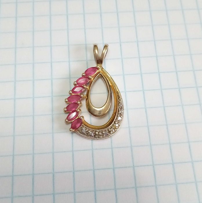 Підвіска кулон Срібло 925 проба, в позолоті, з рожевими каменями