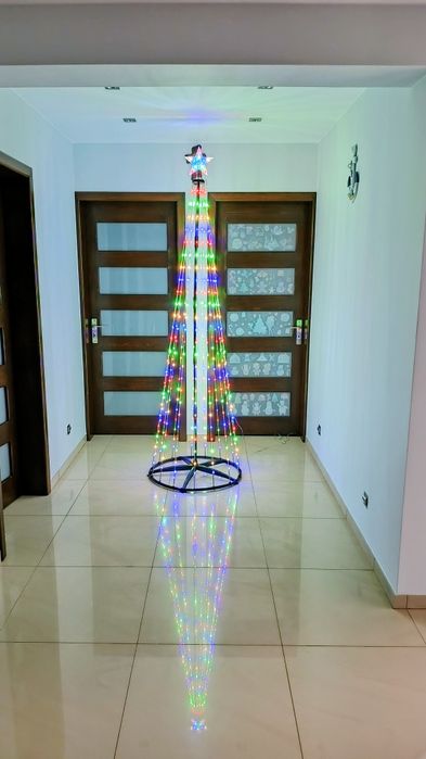 Choinka led na zewnątrz i wewnątrz 230cm