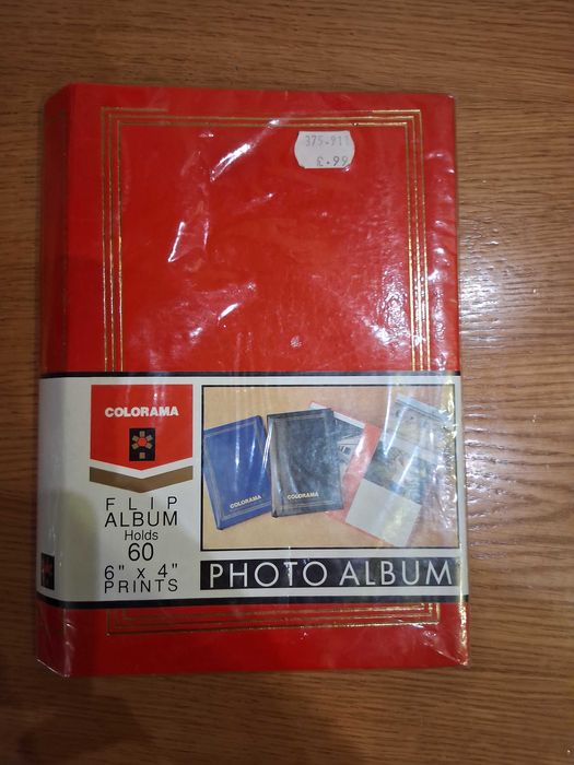 album na zdjęcia 60 szt kolor czerwony