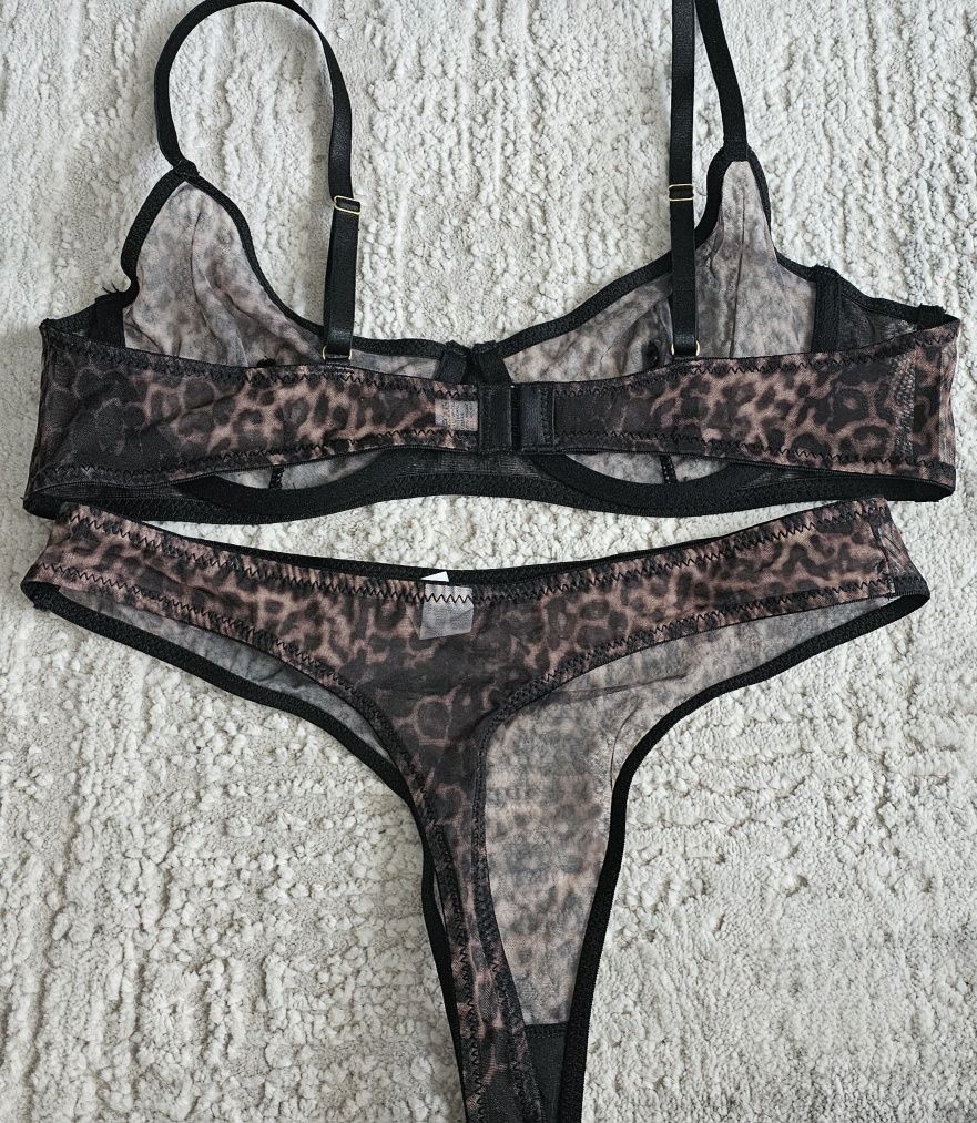 02 Zestaw bielizny stanik stringi r.L r.85B