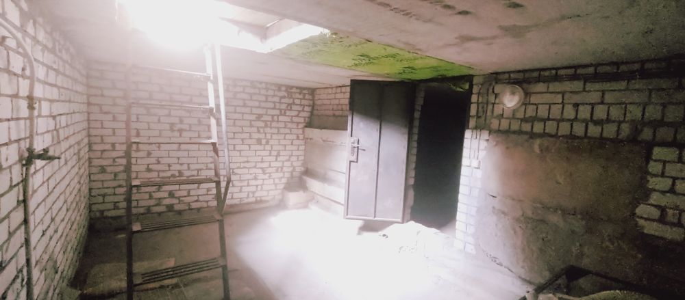 Сдам в оренду Гараж ГК Супутник 3 Крайня 13 Величезний 6х9м з підвалом