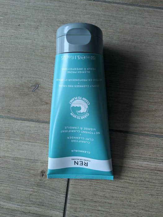 Żel oczyszczający REN Skincare Clarifying Clay Cleanser 150 ml