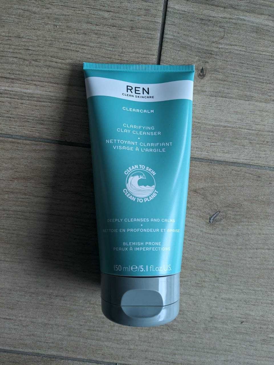 Żel oczyszczający REN Skincare Clarifying Clay Cleanser 150 ml