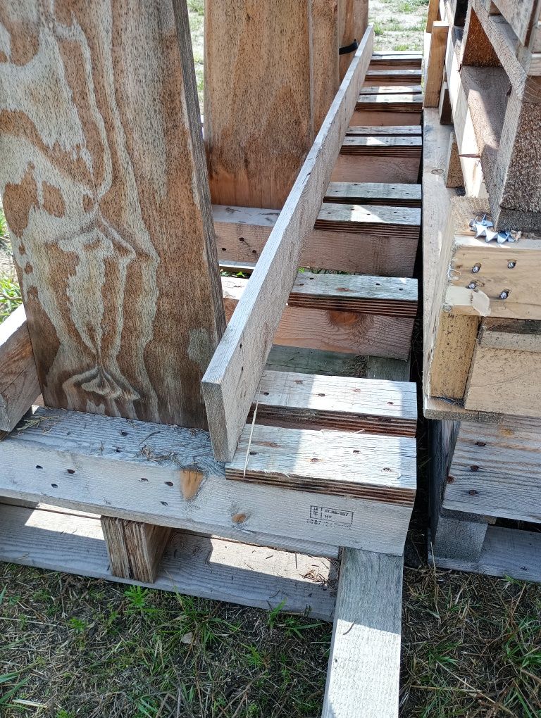 Stojak transportowy