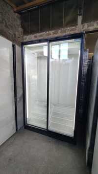 Холодильник вітрина холодильна шафа