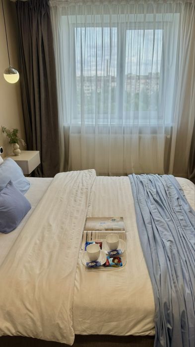 Оренда 2 км квартири з сучасними меблями і ремонтом