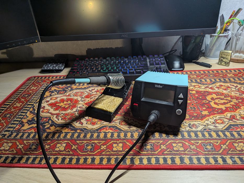 Lutownica weller w1010