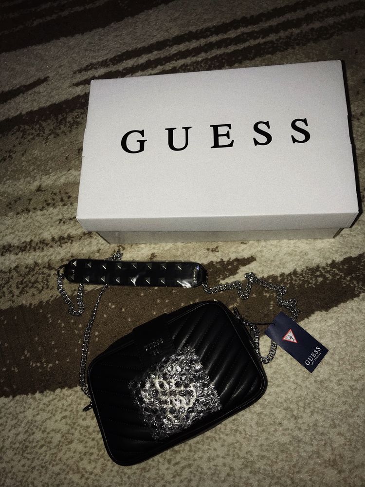 Сумка GUESS ,новая