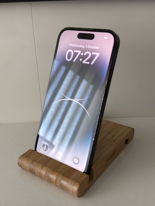 Apple iPhone 14 Pro 256GB 80% “ preto “ + carregador