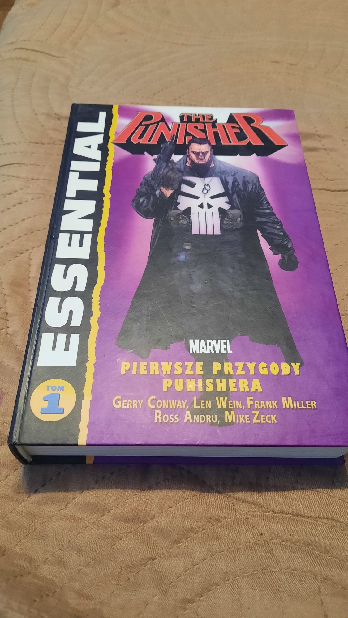 Essential Punisher Tom 1