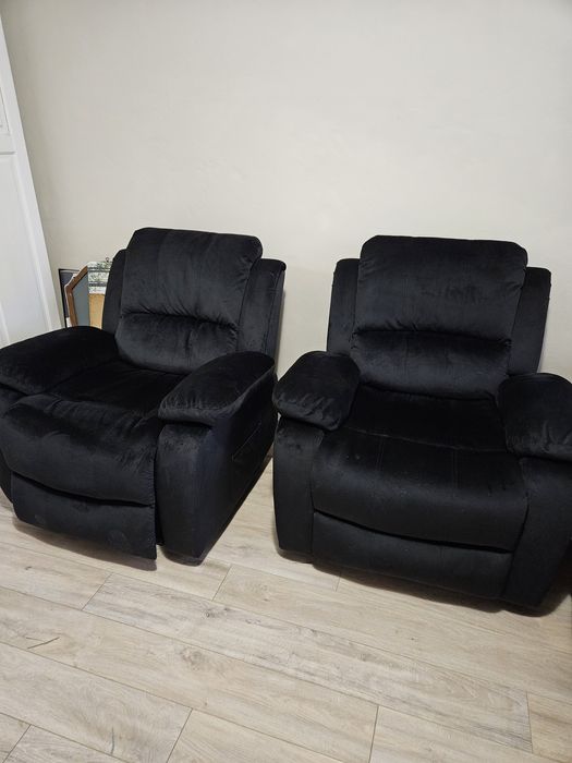 Dwa fotele rozkładane, elektryczne