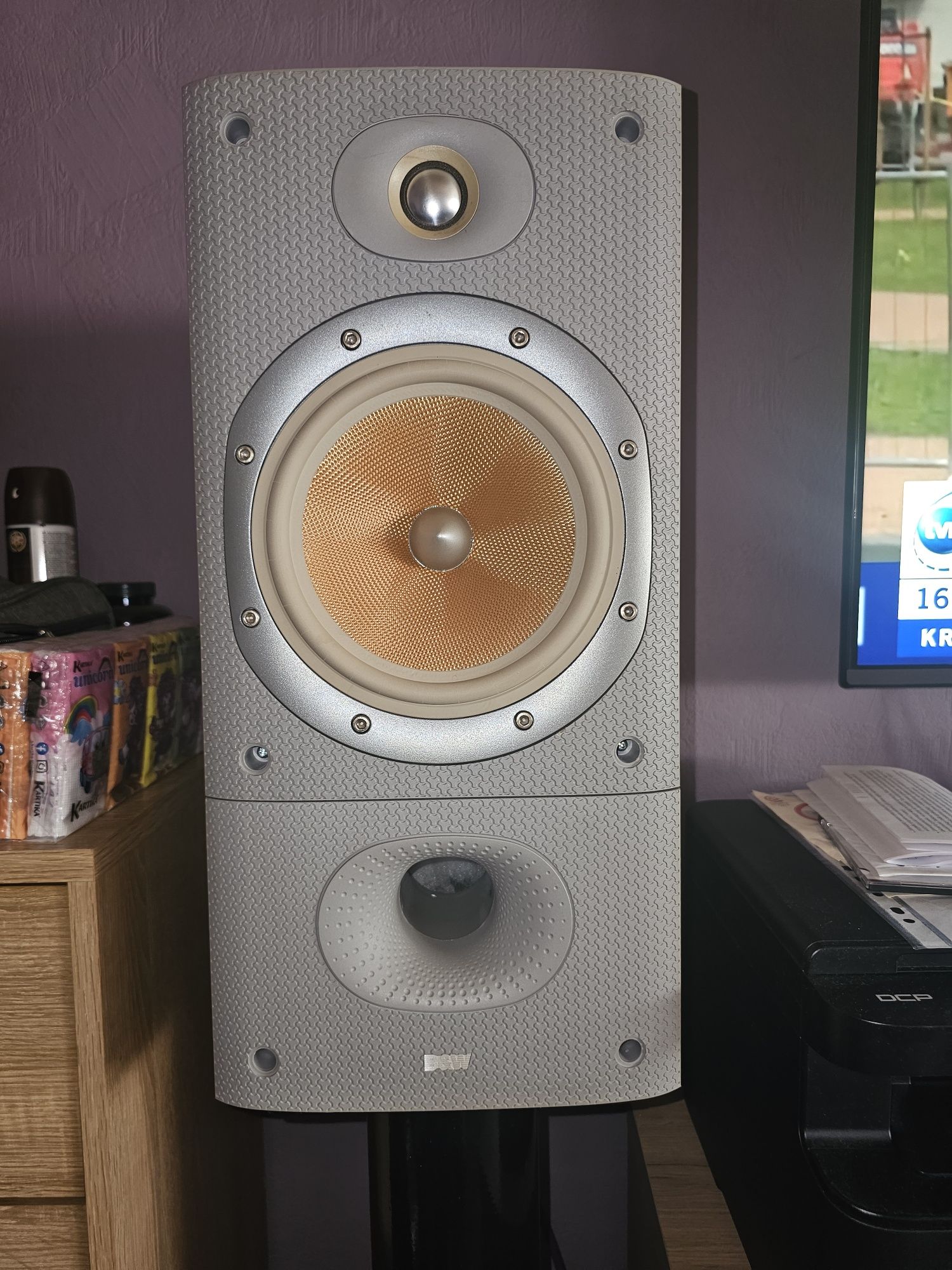 Kolumny podstawkowe   b.w 602 s3