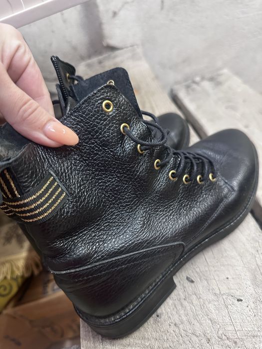 Жіночі черевички