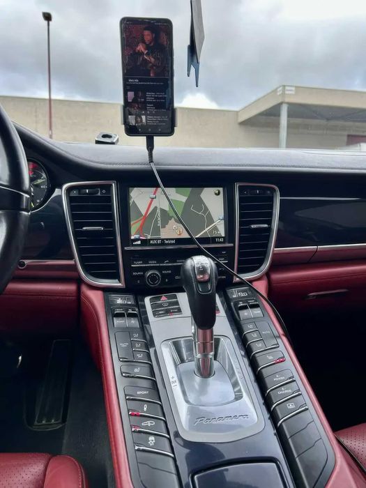 Porsche Panamera      2015