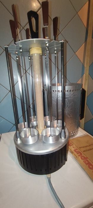 Электрошашлычница