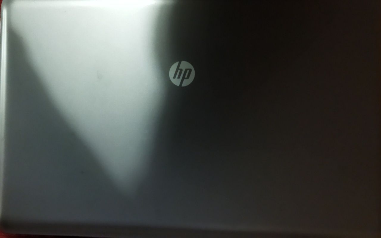 Продам ноутбук hp