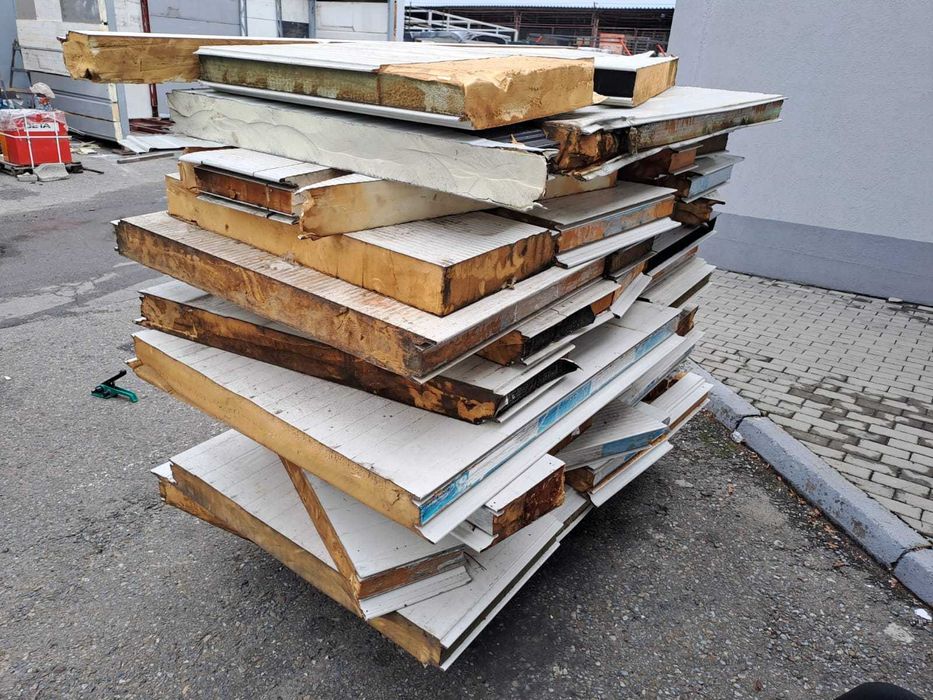 Płyta warstwowa PIR jak obornicka - paleta końcówki grubość 100 mm