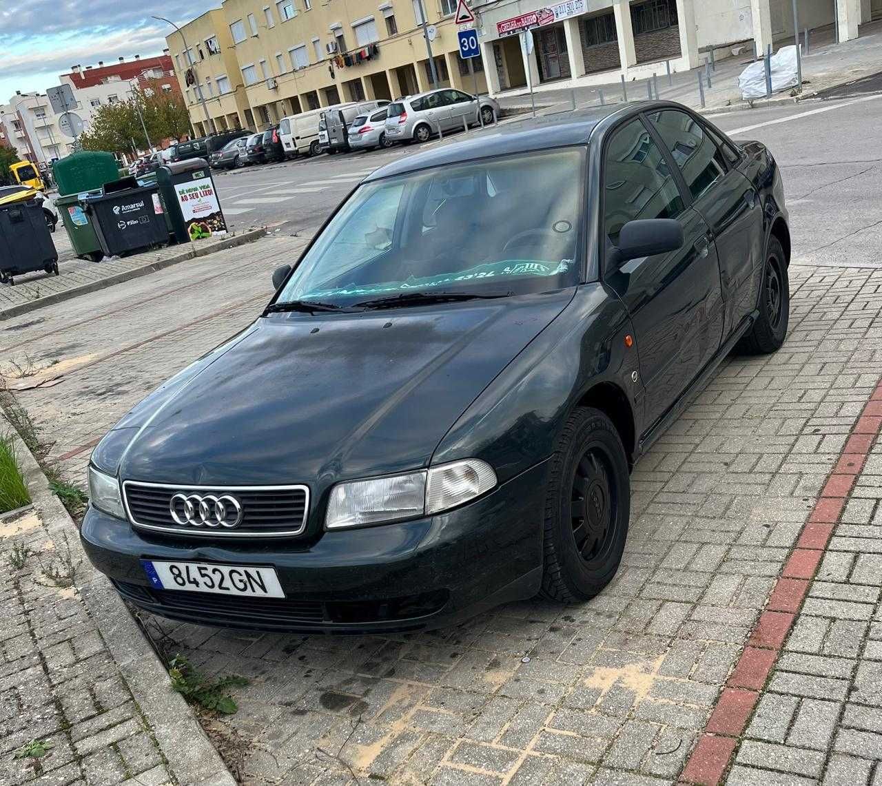 Audi A4 1.6 gasolina