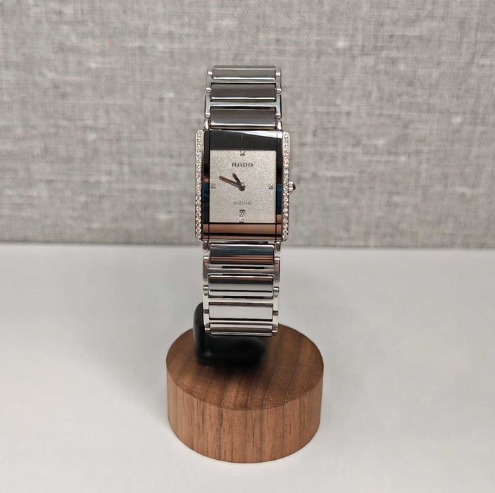 Жіночий годинник Rado Diastar 160.0429.3 Jubile Diamonds Ceramic