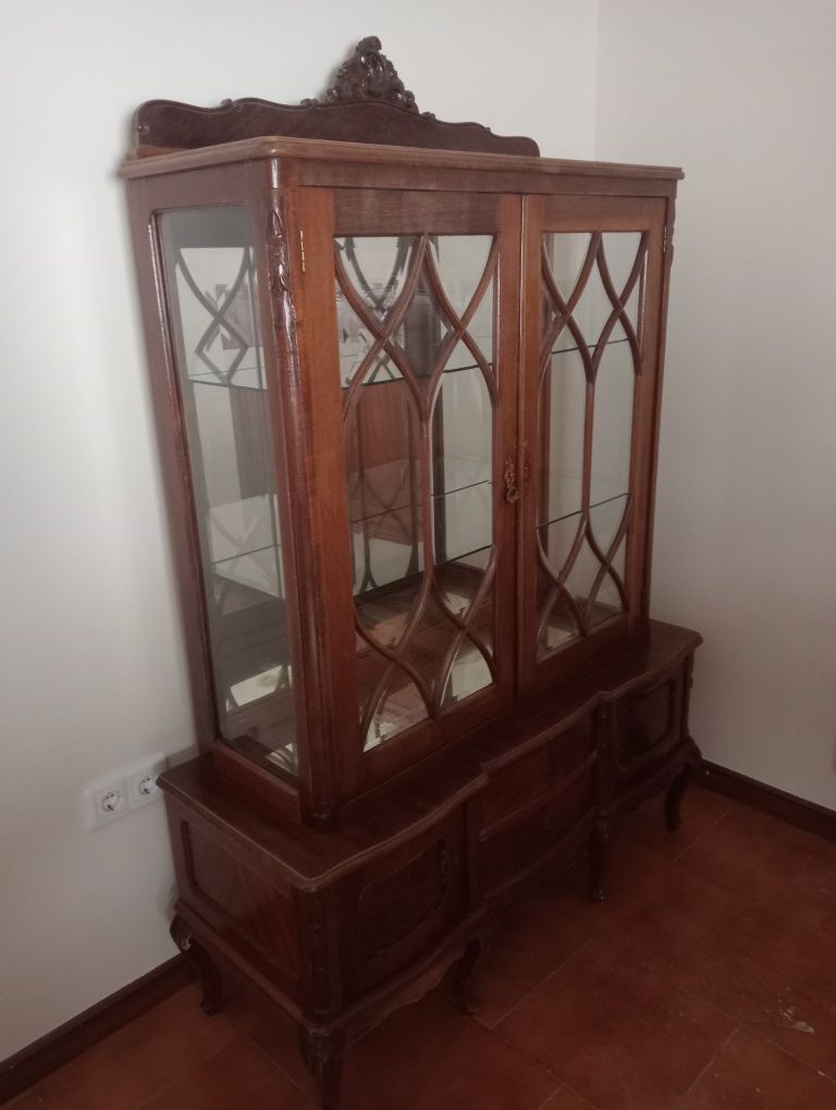 Cristaleira vintage para restauro