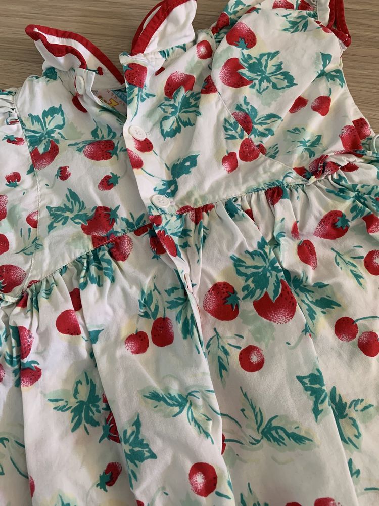 Sukienka w truskawki h&m 80cm