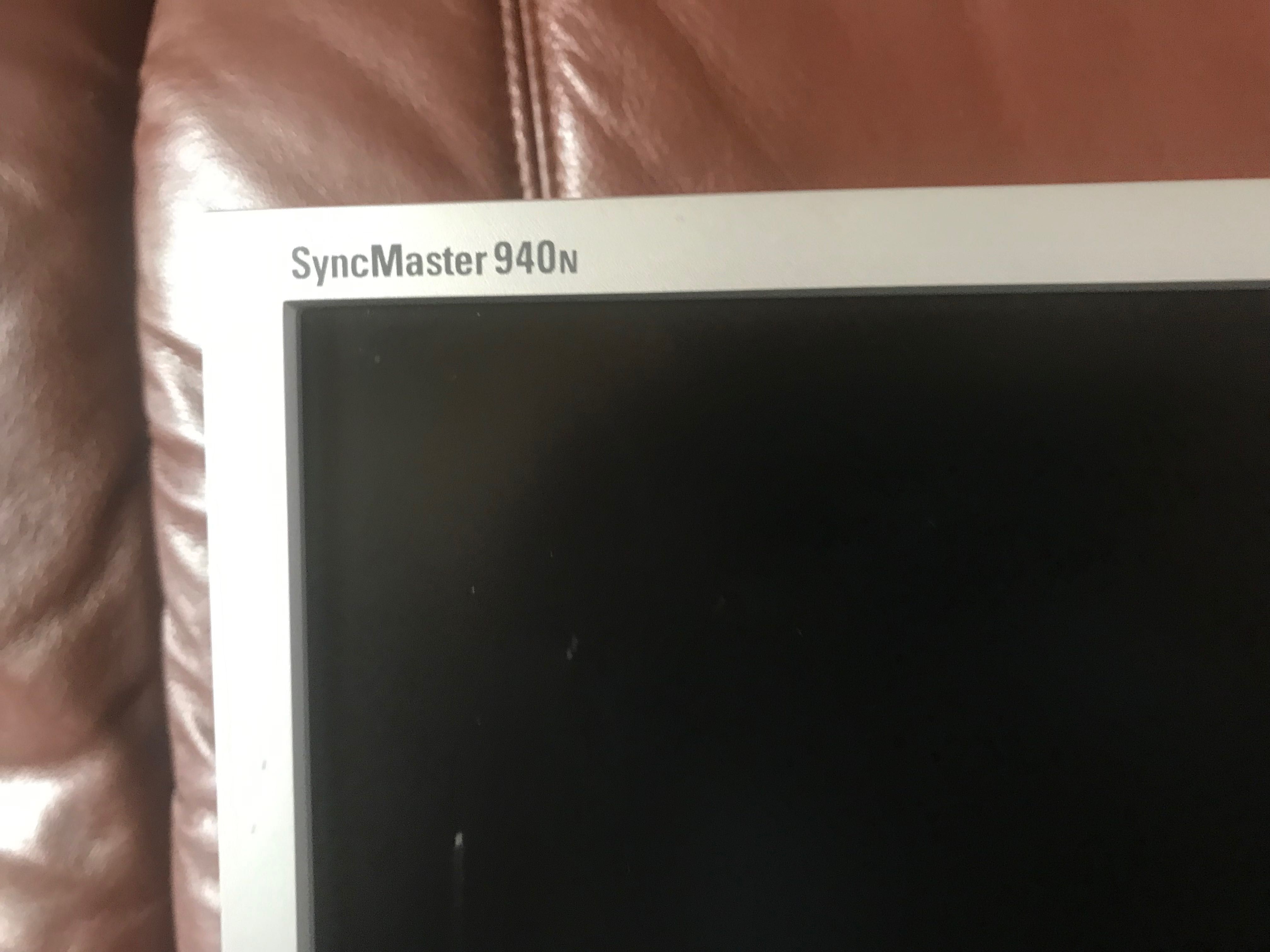 Monitor Samsung Sync Master 940N