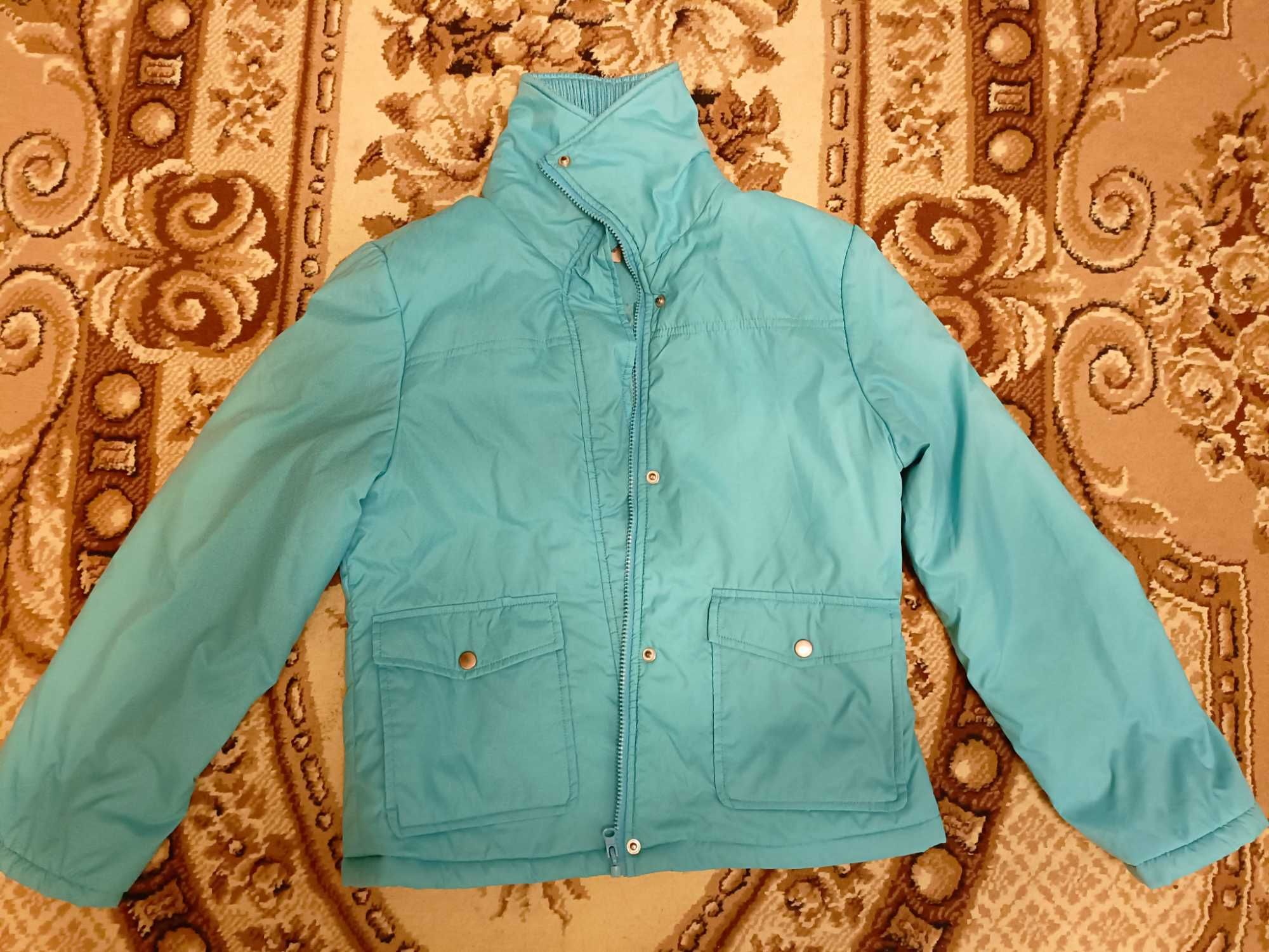 Куртка на весну осінь блакитного кольору